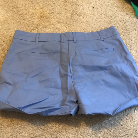 Shorts - Picture 3 of 3